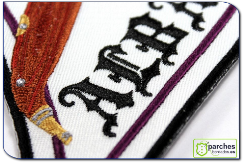 letras bordadas ropa personalizada